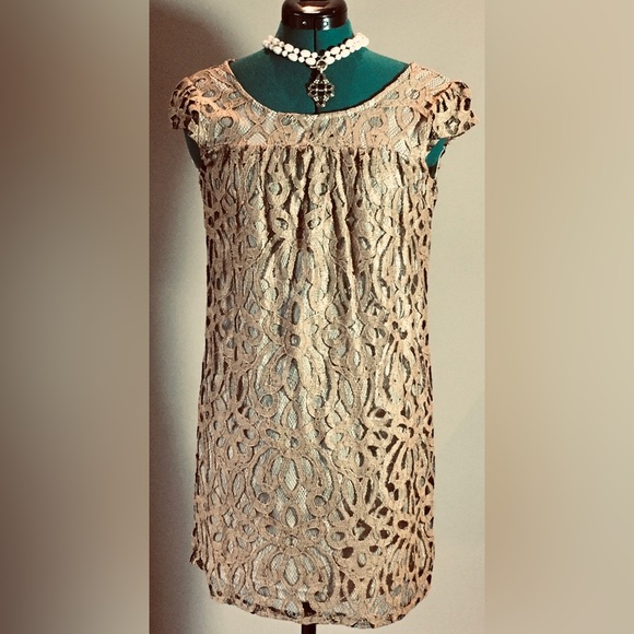 INC International Concepts Dresses & Skirts - INC gold lace shift dress, cap sleeves, Y2K mini, Size 4P, EUC. Very cute
